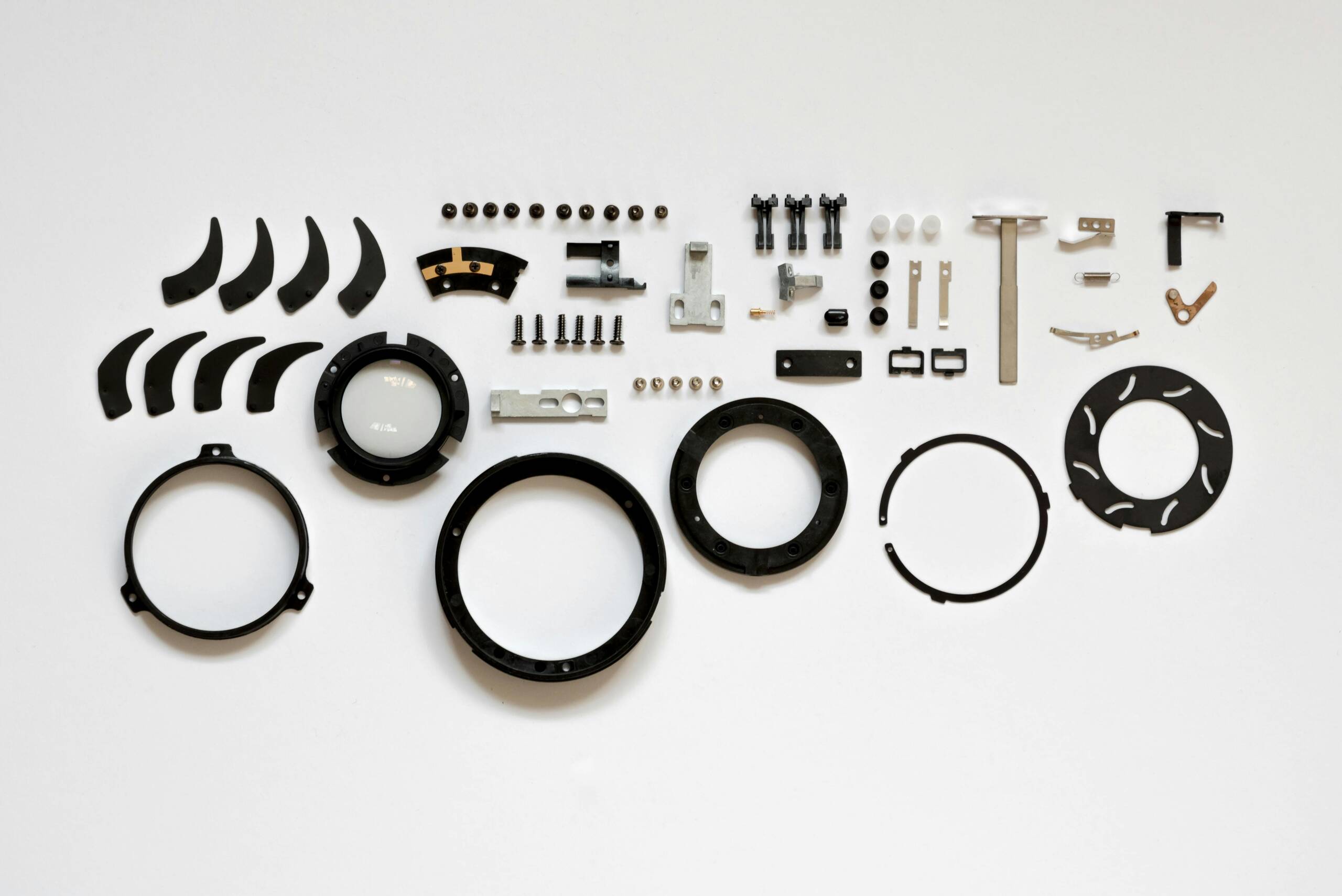 Engines & Machinery Spare Parts